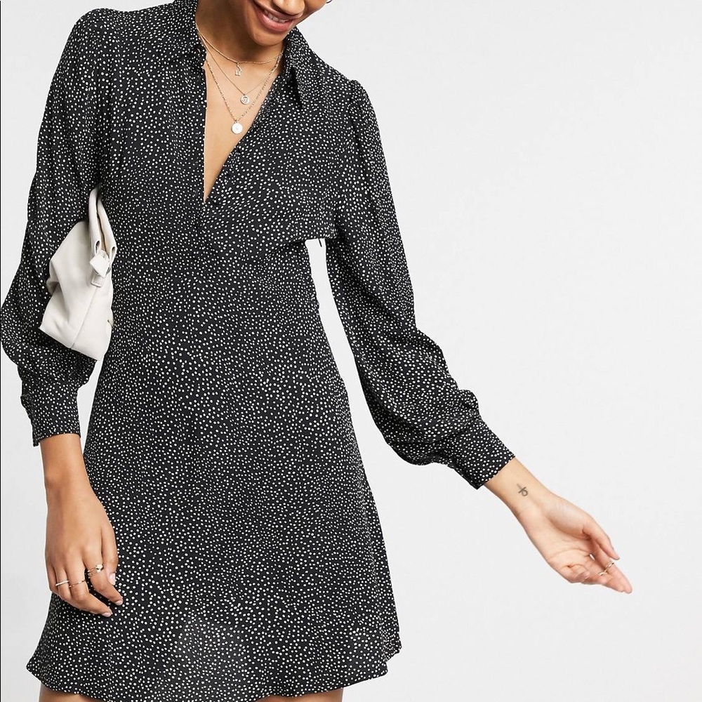 NWT. Paris Atelier & Other Stories Ecovero Shirt Dress Size-6.